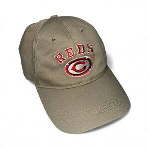 Vintage Cincinnati Reds Logo Athletic Strap Back Hat
